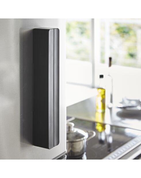 Étui magnétique noir - 5.5x32.6x5 cm