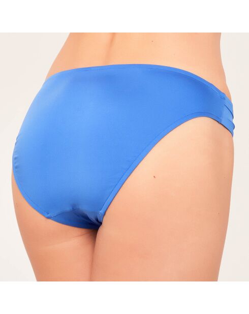 Slip da bagno blu a vita bassa