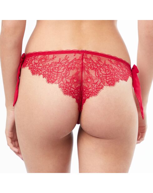 Tanga Vahina en dentelle à nouer rouge