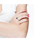 Anello con diamante da 0,06 ct in oro bianco e perla d'acqua dolce verde scuro