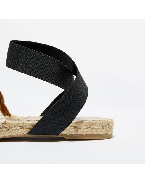 Alpargatas Paz en color crudo