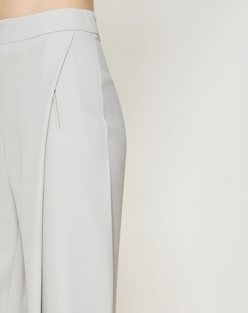 Pantalon évasée 7/8 avec plis d'aisances gris clair
