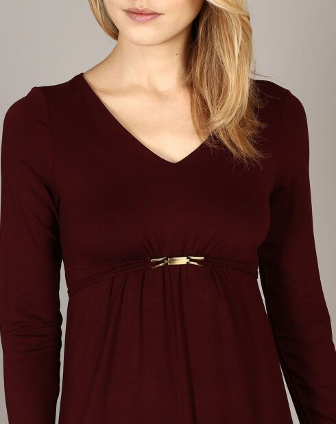 Burgunderfarbenes schickes Kleid mit Gürtel