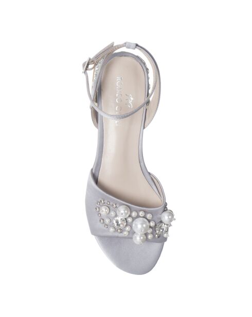 Satijngrijze sandalen van Perla