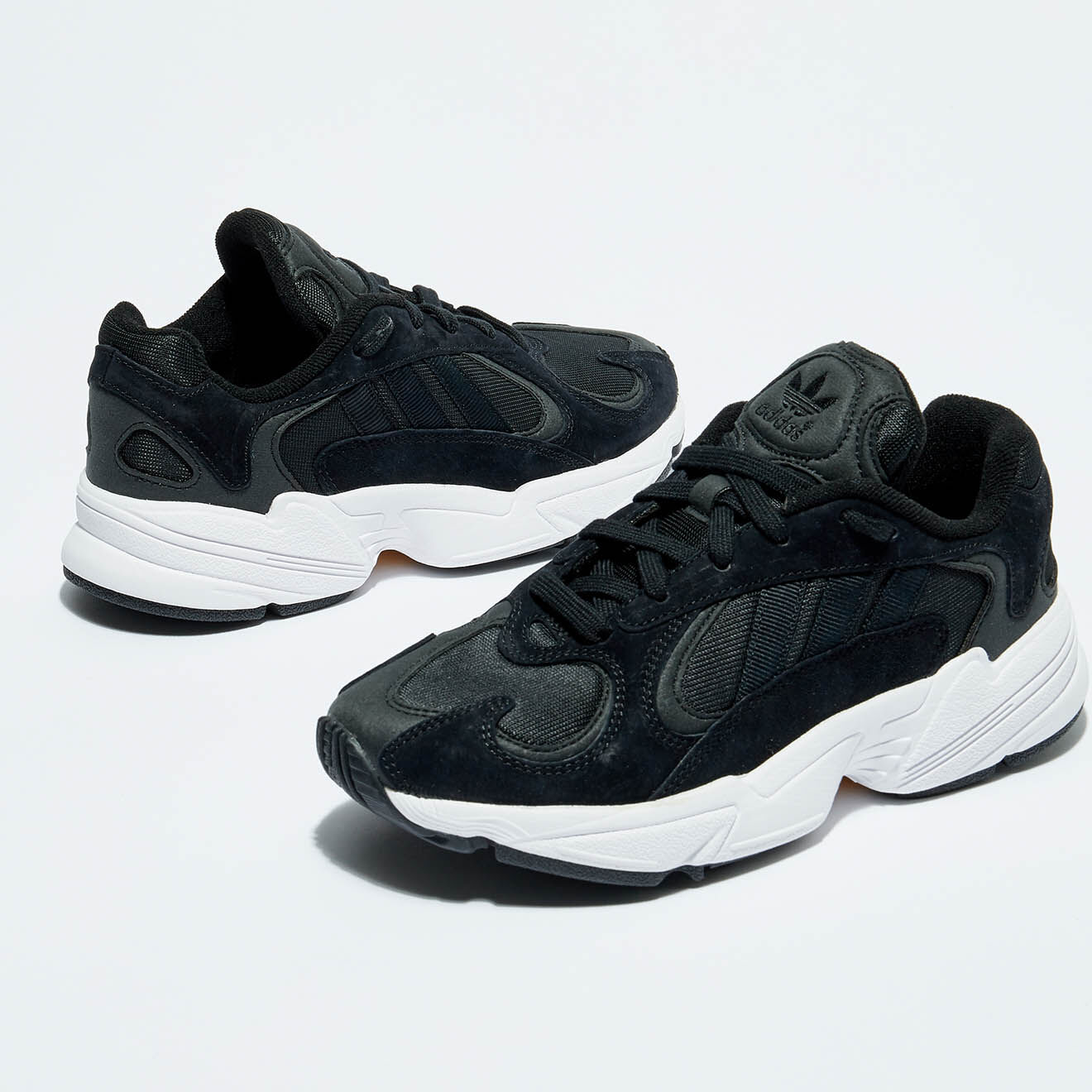 Baskets en Velours de Cuir & Mesh Yung-1 noires