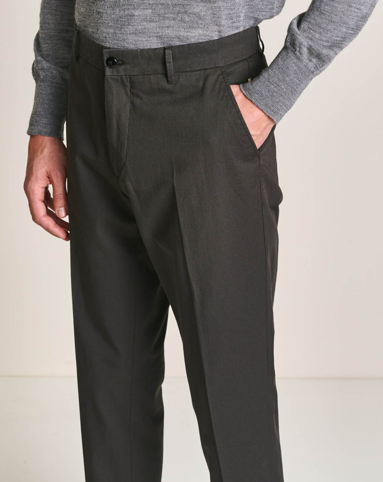 Pantalon chino Porths gris foncé