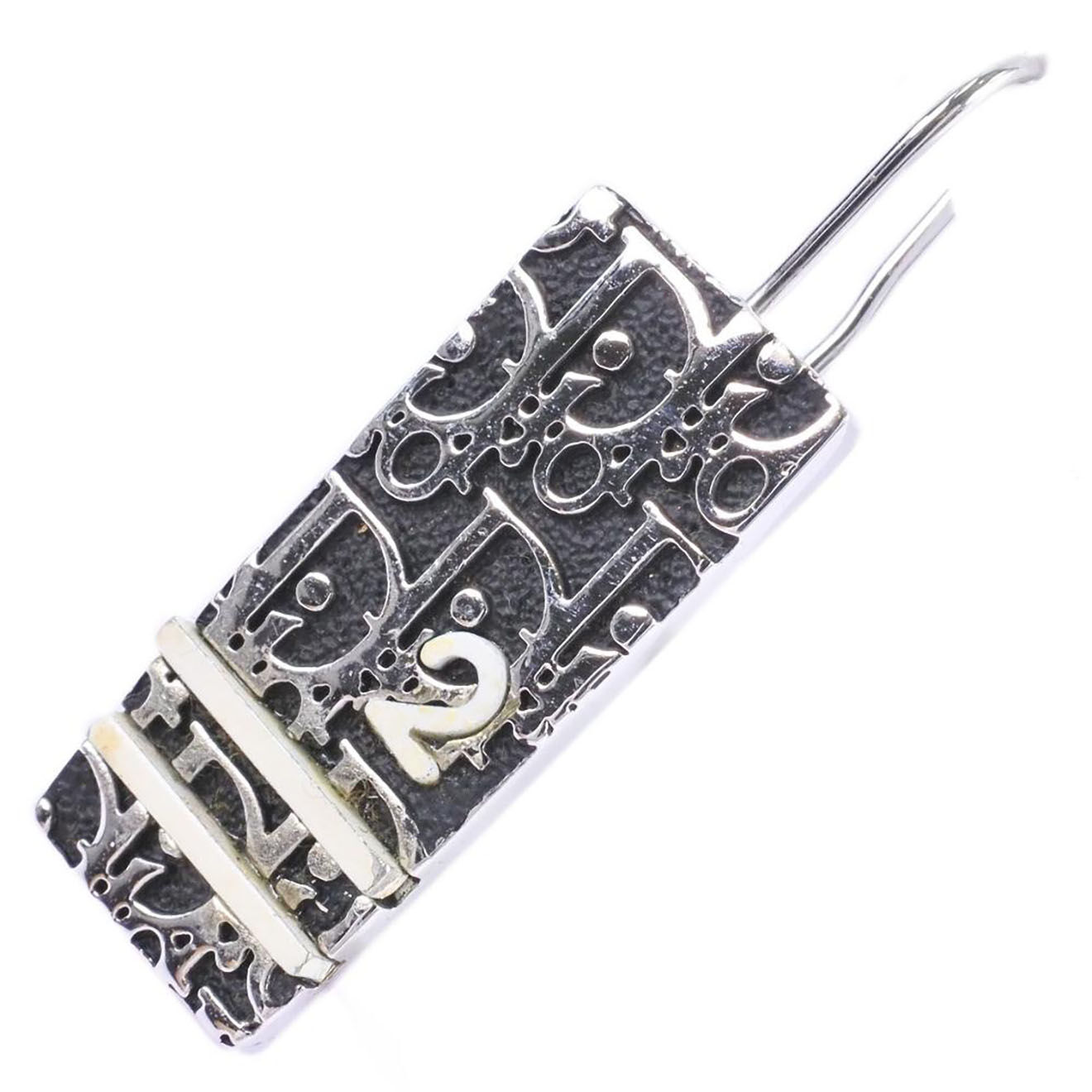 1 Boucle d'oreille Trotteur en Métal argentée Etat AB - 36x10.5 mm