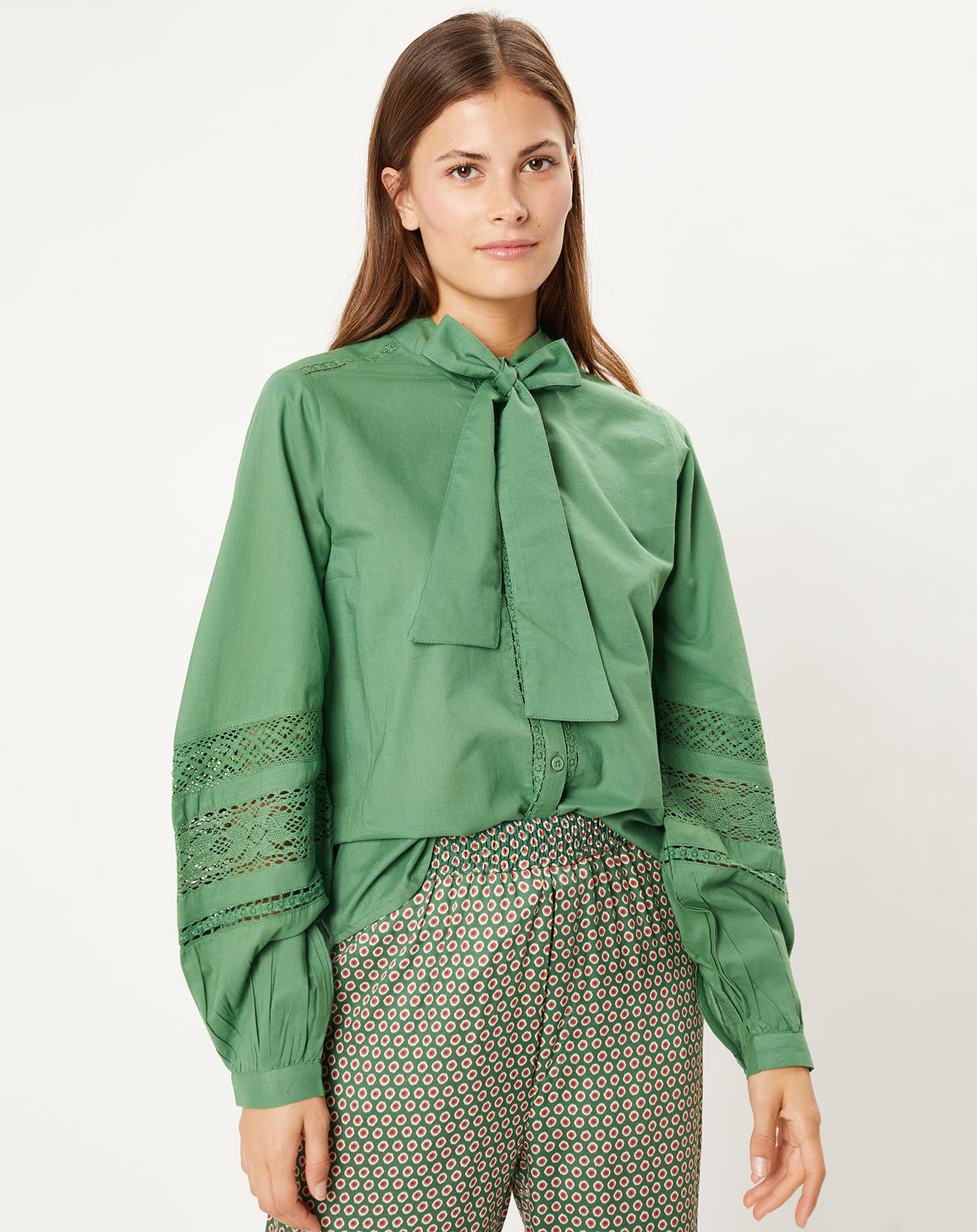 stella forest - chemise lavallière en coton juliette verte