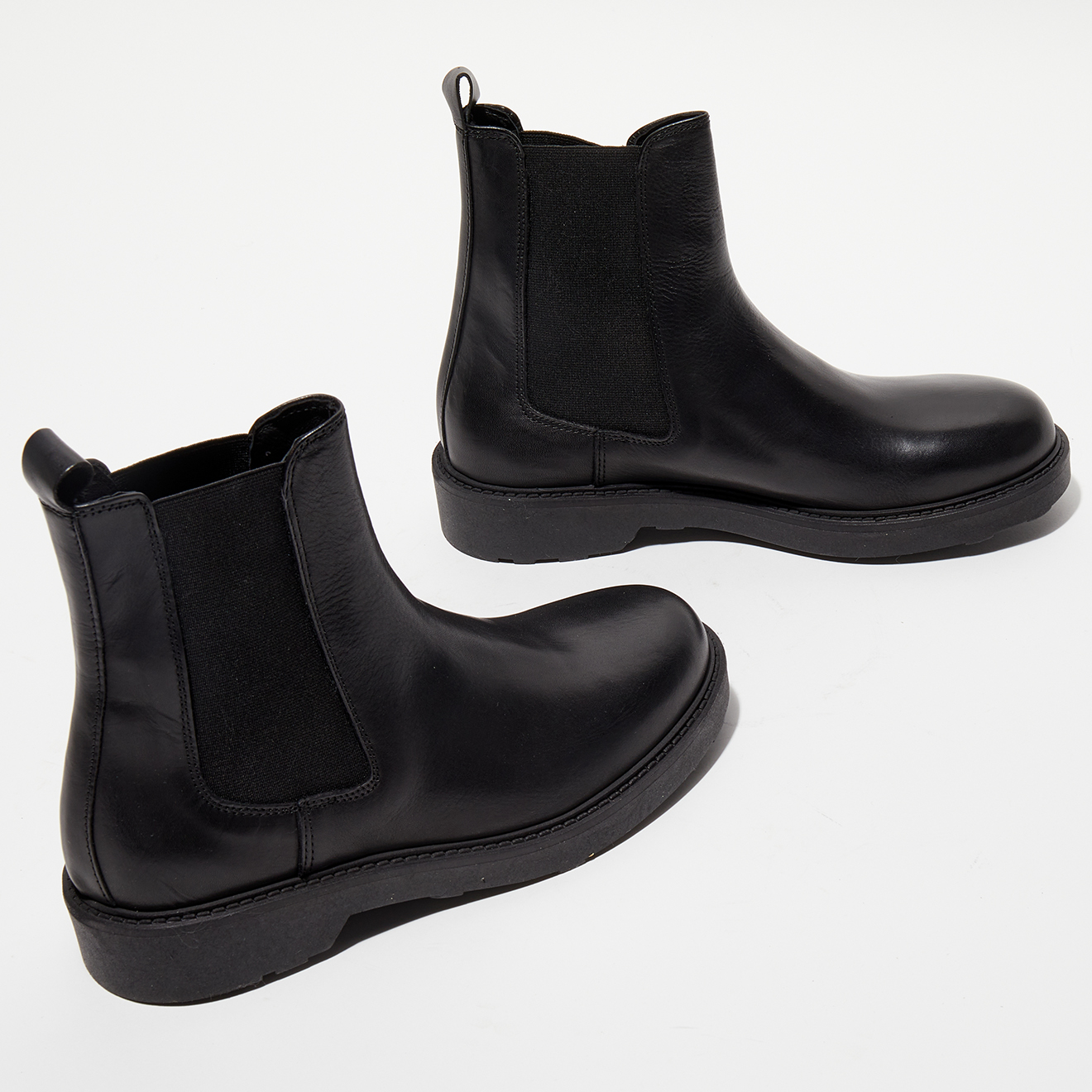 jonak - chelsea boots en cuir rubieto noires