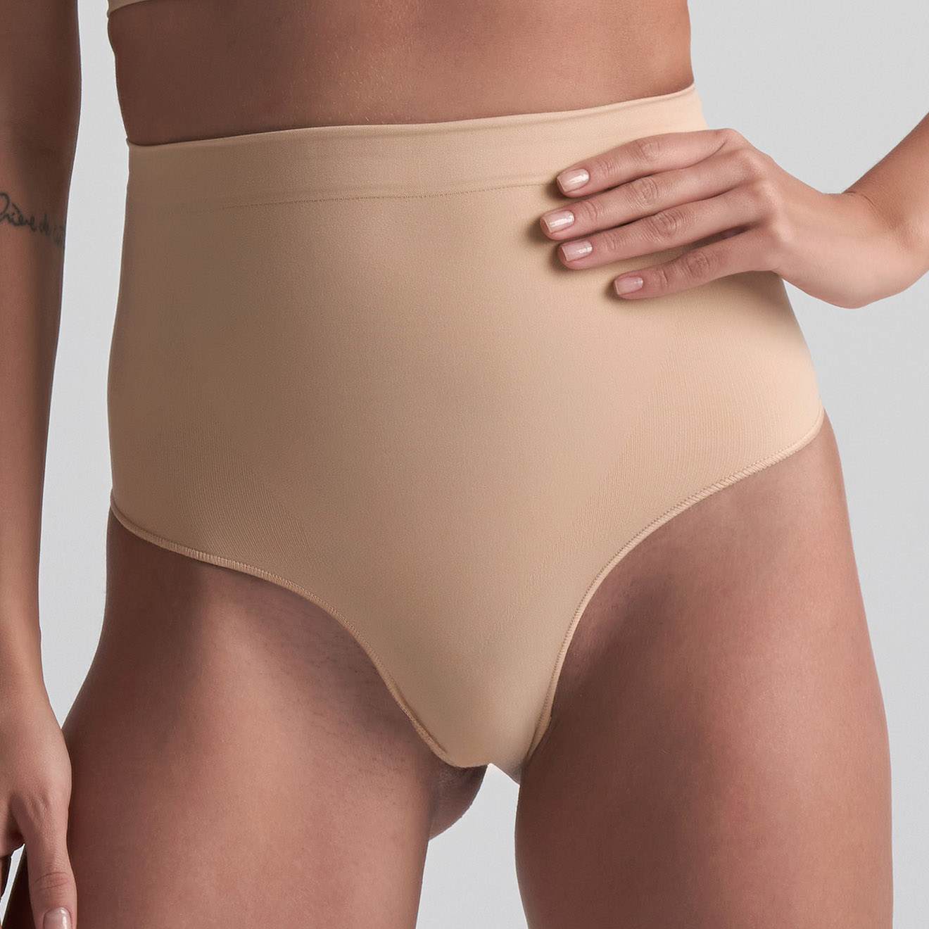 nude intimates - string mi-taille haute soft touch beige