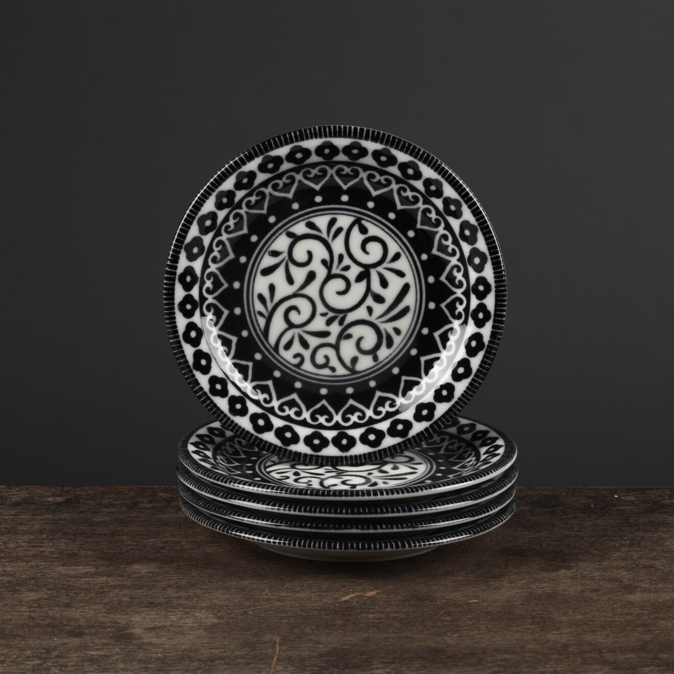 5 Coupelles en Porcelaine japonaise noires - D.13 cm