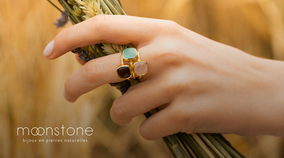 MOONSTONE à super prix chez BAZARCHIC